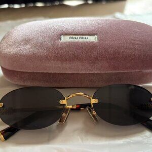 MIU MIU sunglasses